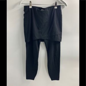 Cabi black skirt leggings size small 5179